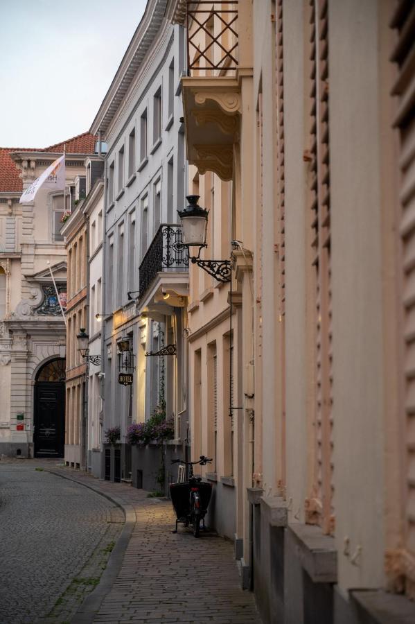 L'histoire De L'eclair Bruges